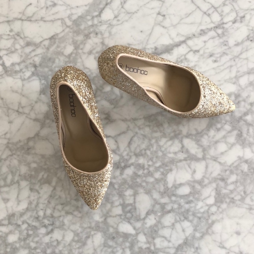 Boohoo Gold Glitter Pointy Heels